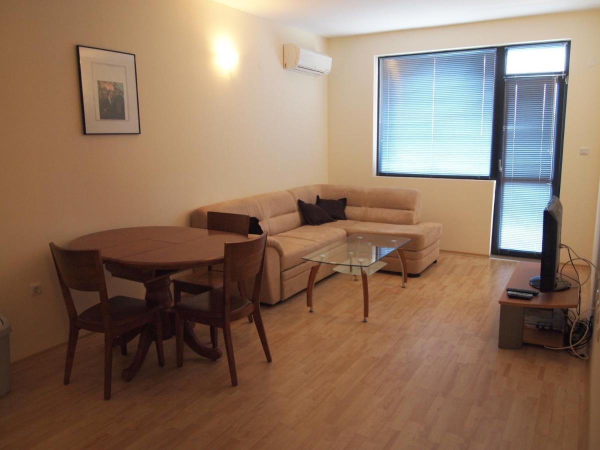 גולדן סנדס Europroperties Yalta Apartments מראה חיצוני תמונה