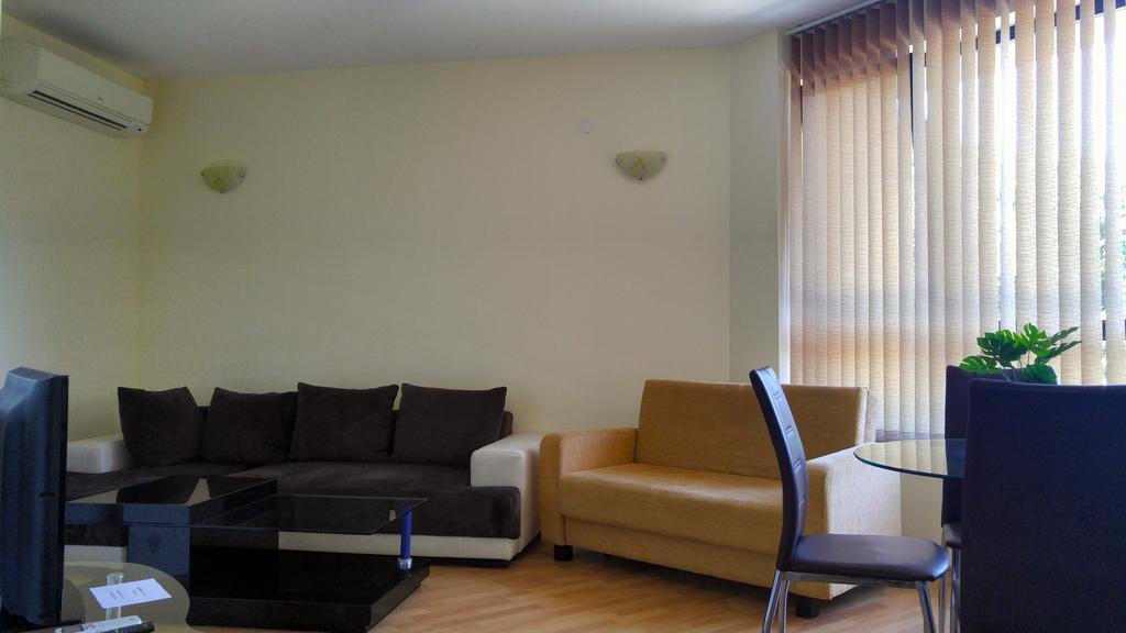 גולדן סנדס Europroperties Yalta Apartments מראה חיצוני תמונה